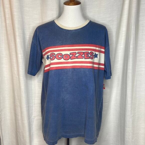 Vintage Tops - Vintage Red, White & Blue " Scozzes" T-Shirt (L/XL)